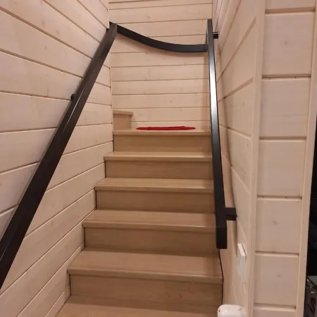 Mystery Q Apartmán Äkäslompolo