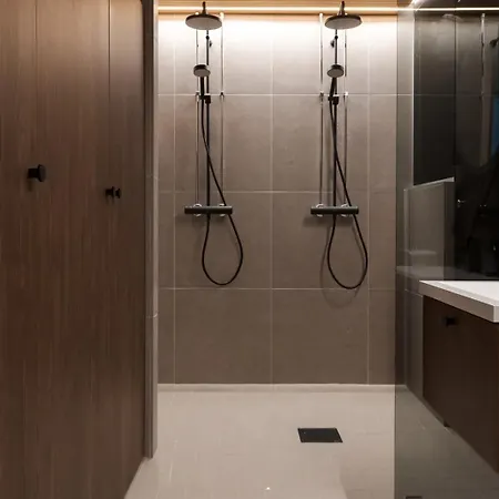Mystery Q Apartmán Äkäslompolo
